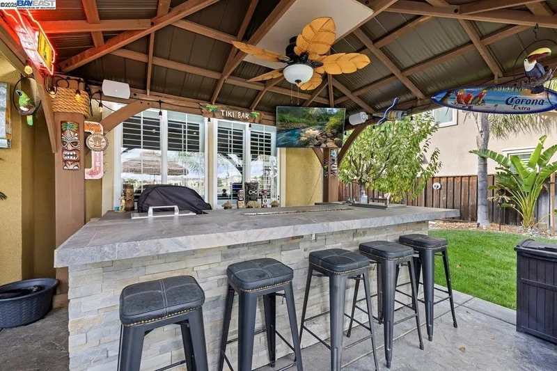 1050 Clear Lake Dr, Oakley, California, United States. - Photo 8