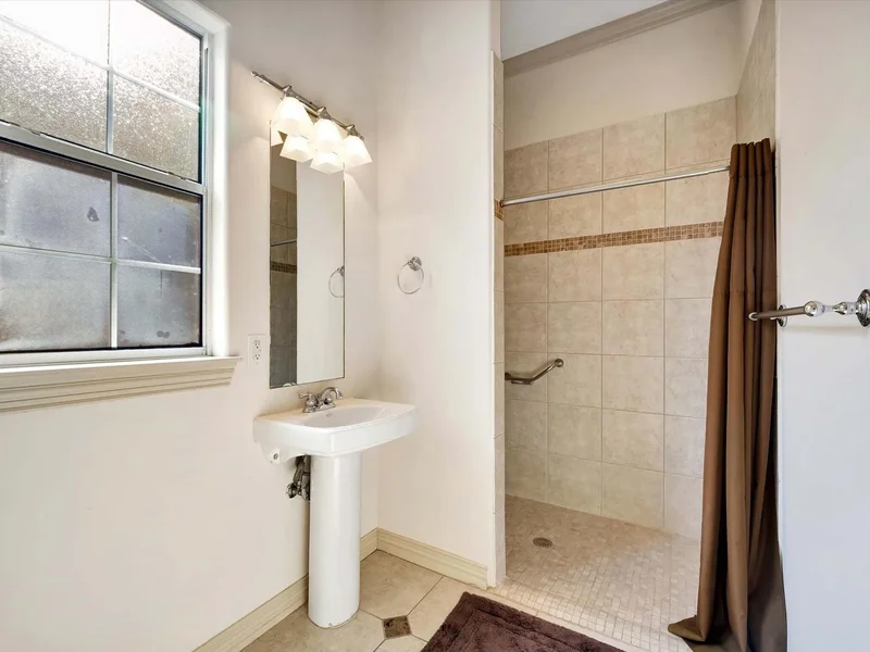 3006 S Island Drive, Seabrook, TX 77586, Seabrook, Texas, United States. - Photo 24
