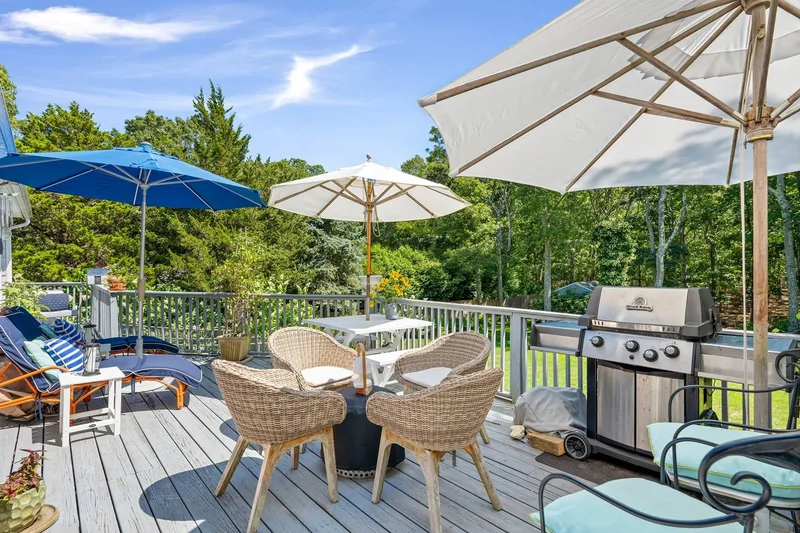 Runnymeade Drive, Springs, New York, United States. - Photo 18