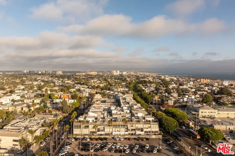615 Hampton Drive A102, Los Angeles, California, United States. - Photo 33