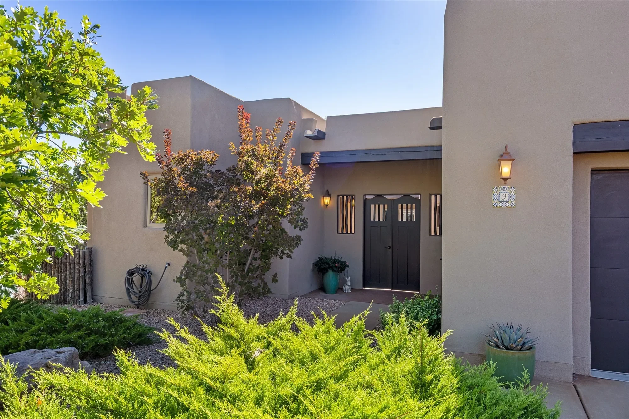 9 E Avenida Sebastian, Santa Fe, NM 87506, Santa Fe, New Mexico, United States. - Photo 5