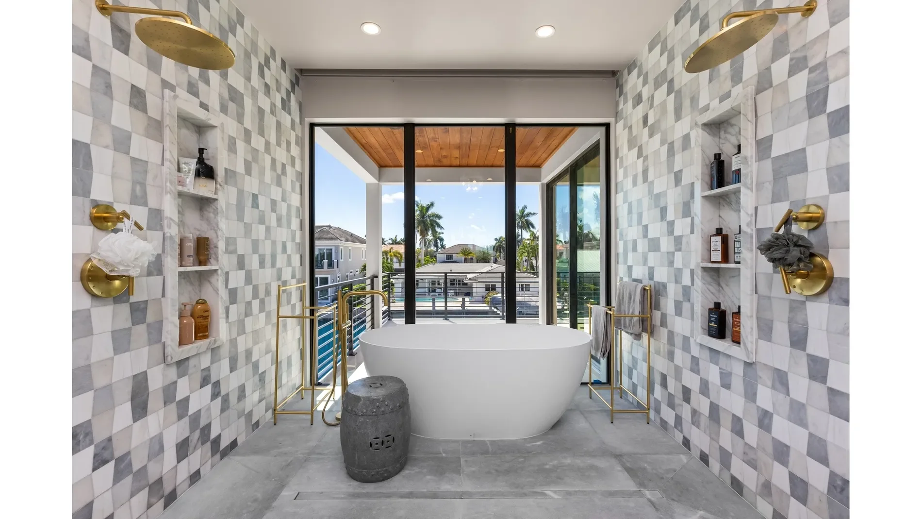 2900 NE 7th Drive, Boca Raton, Florida, United States. - Photo 3