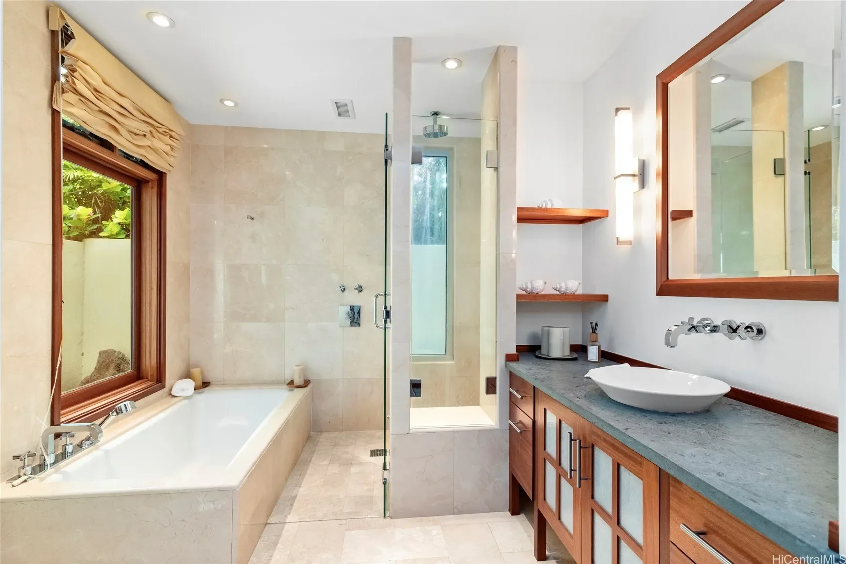 4498 Pahoa Avenue, Honolulu, HI 96816, Honolulu, Hawaii, United States. - Photo 20