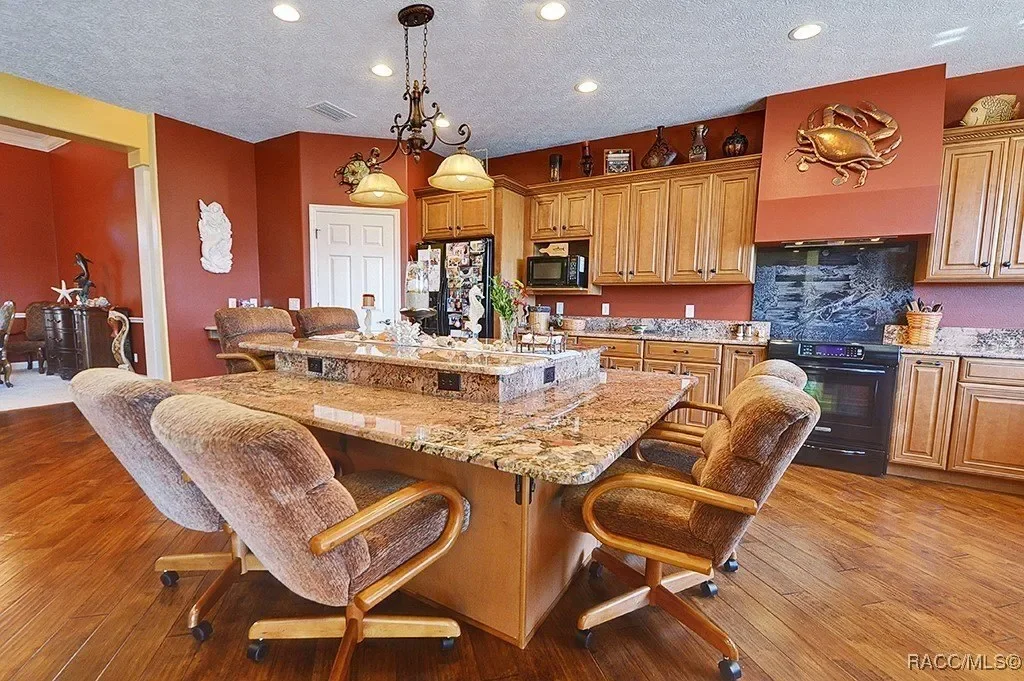 1920 NW 16th Street, Crystal River, FL 34428, Crystal River, Florida, United States. - Photo 9