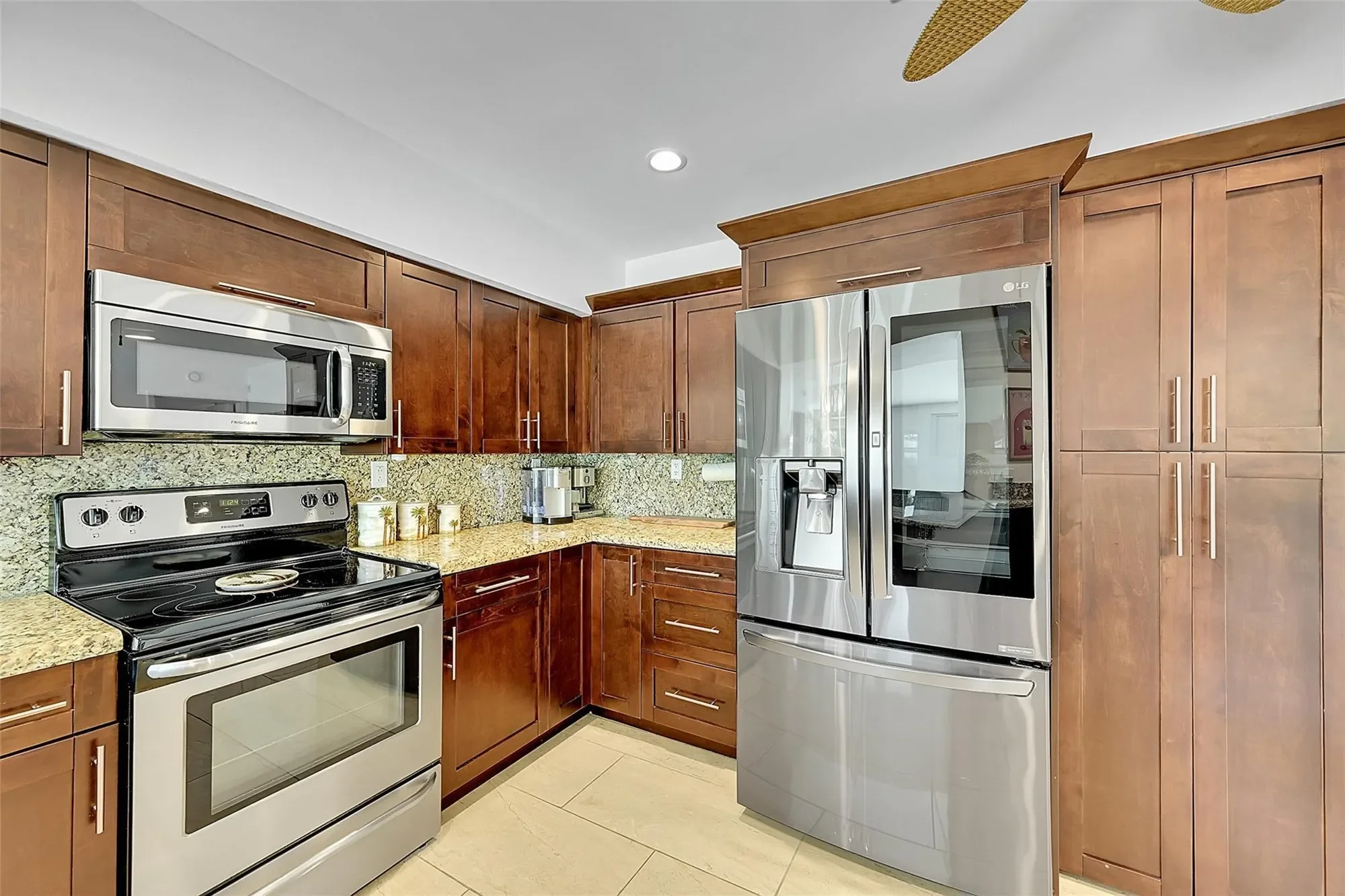 1080 SE 9th Ave, Pompano Beach, Florida, United States. - Photo 4
