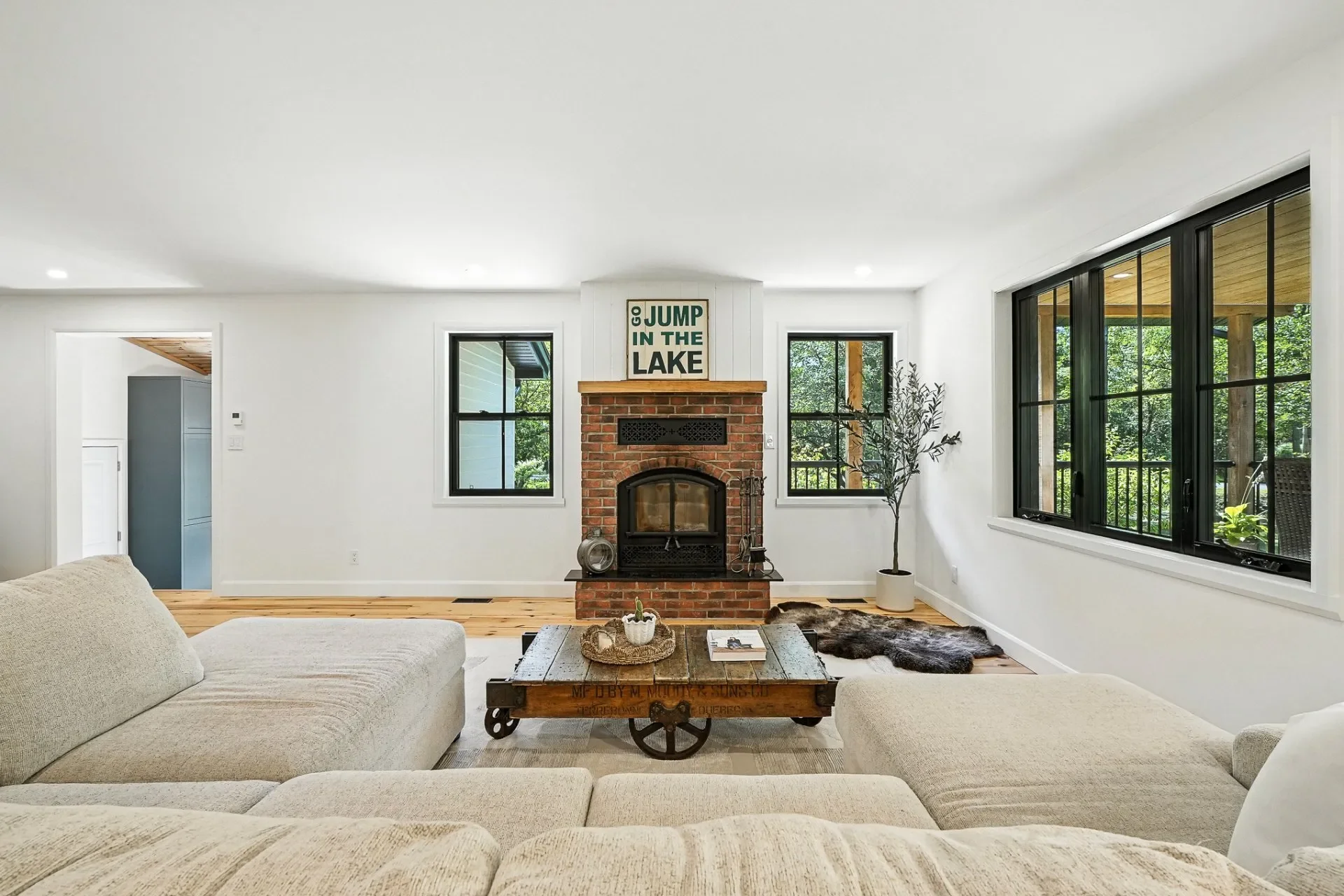 Gallery photo 8