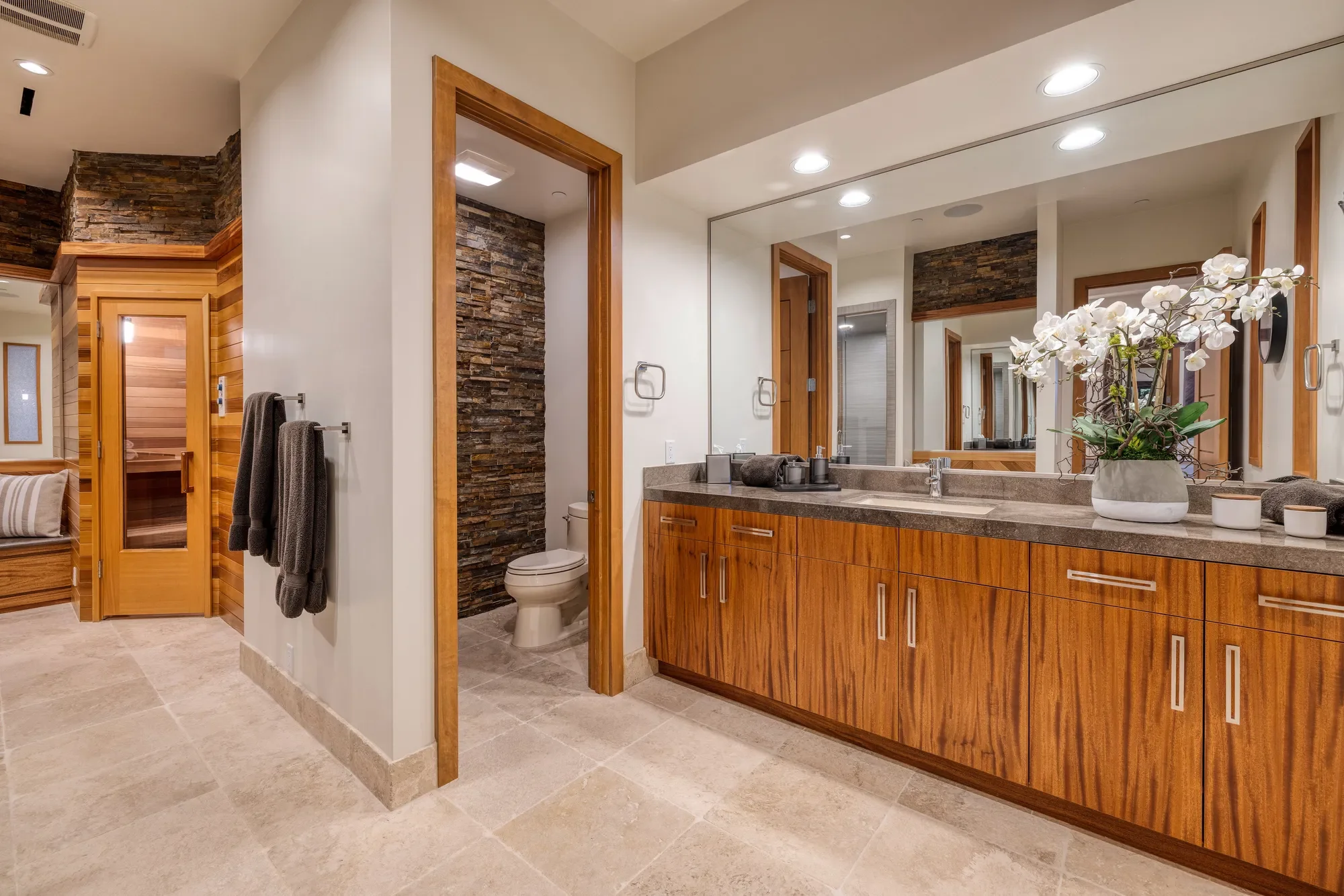 1492 MacDonald Ranch Drive, Henderson, NV 89012, Henderson, Nevada, United States. - Photo 39