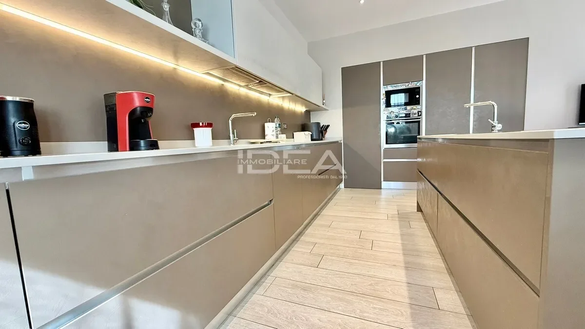 Gallery photo 11