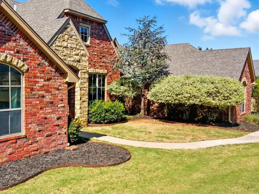1180 Bailey Circle, Edmond, OK 73025, Edmond, Oklahoma, United States. - Photo 27