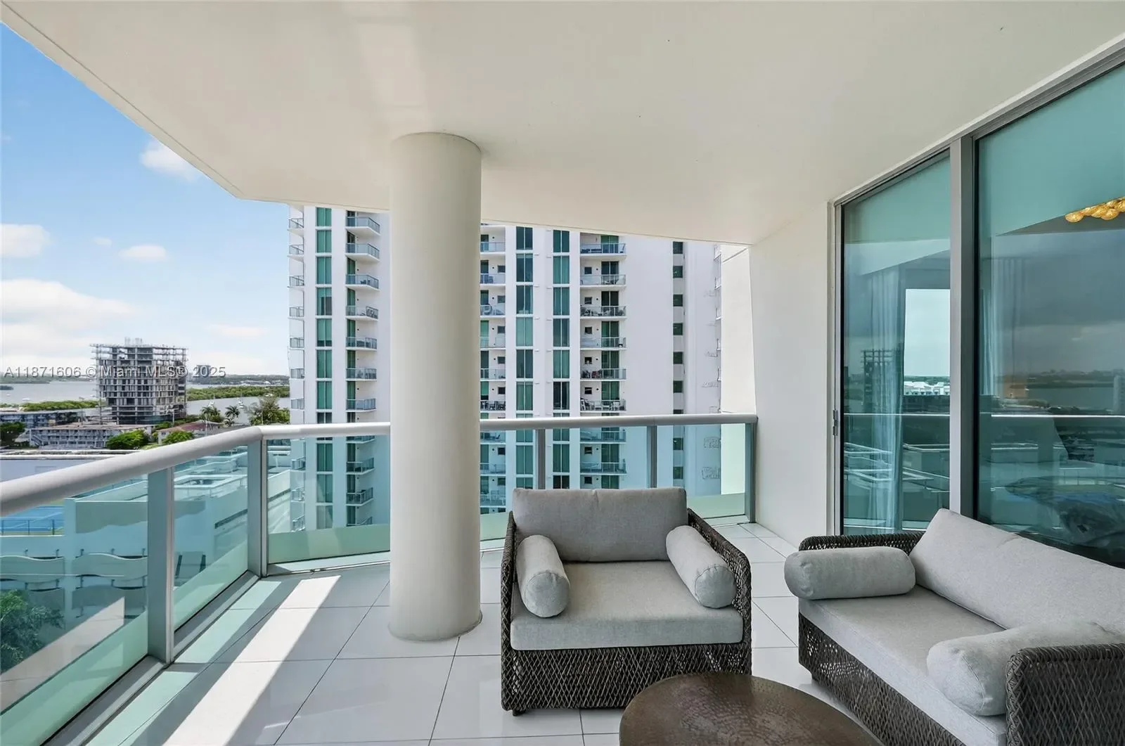 7935 East Dr 1104, Miami Beach, Florida, United States. - Photo 6