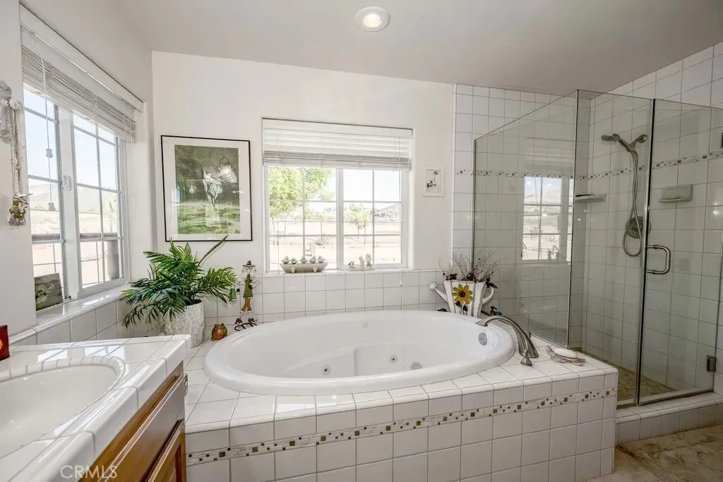 34554 Koontz Road, Santa Clarita, California, United States. - Photo 11