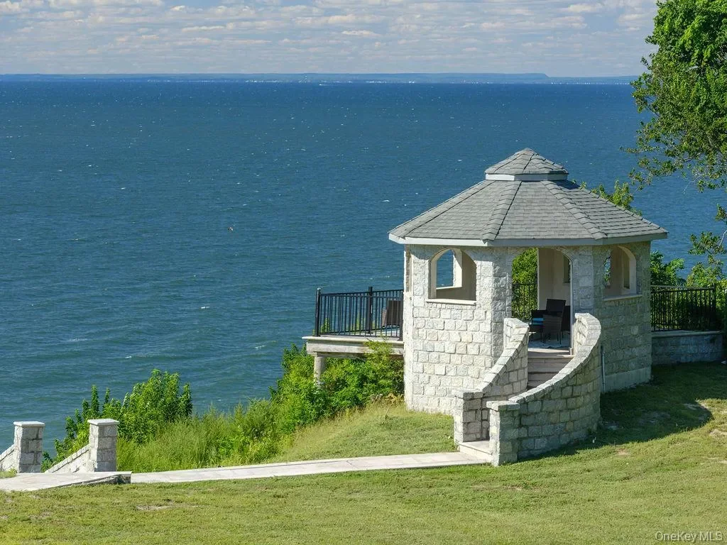 3875 Hallock Lane, Peconic, New York, United States. - Photo 39
