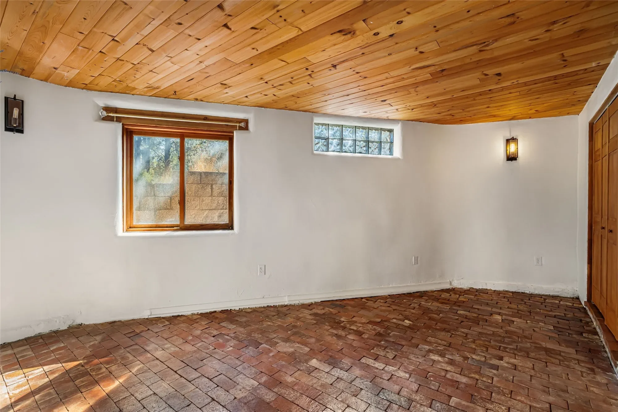 136 Overlook Road, Santa Fe, NM 87505, Santa Fe, New Mexico, United States. - Photo 25