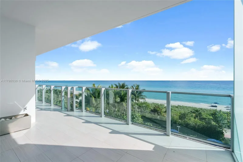 6901 Collins Ave 401, Miami Beach, Florida, United States. - Photo 44