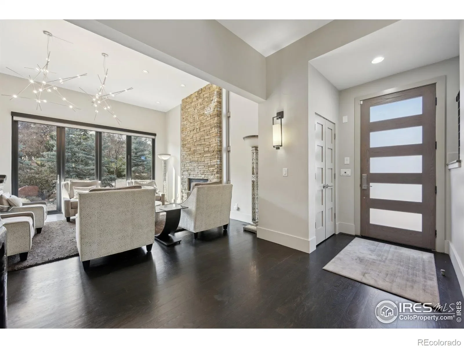 Gallery photo 2