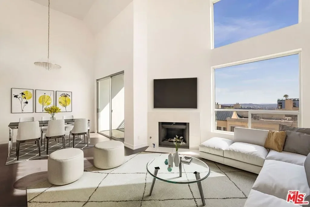 1129 Larrabee Street 14, Los Angeles, California, United States. - Photo 3