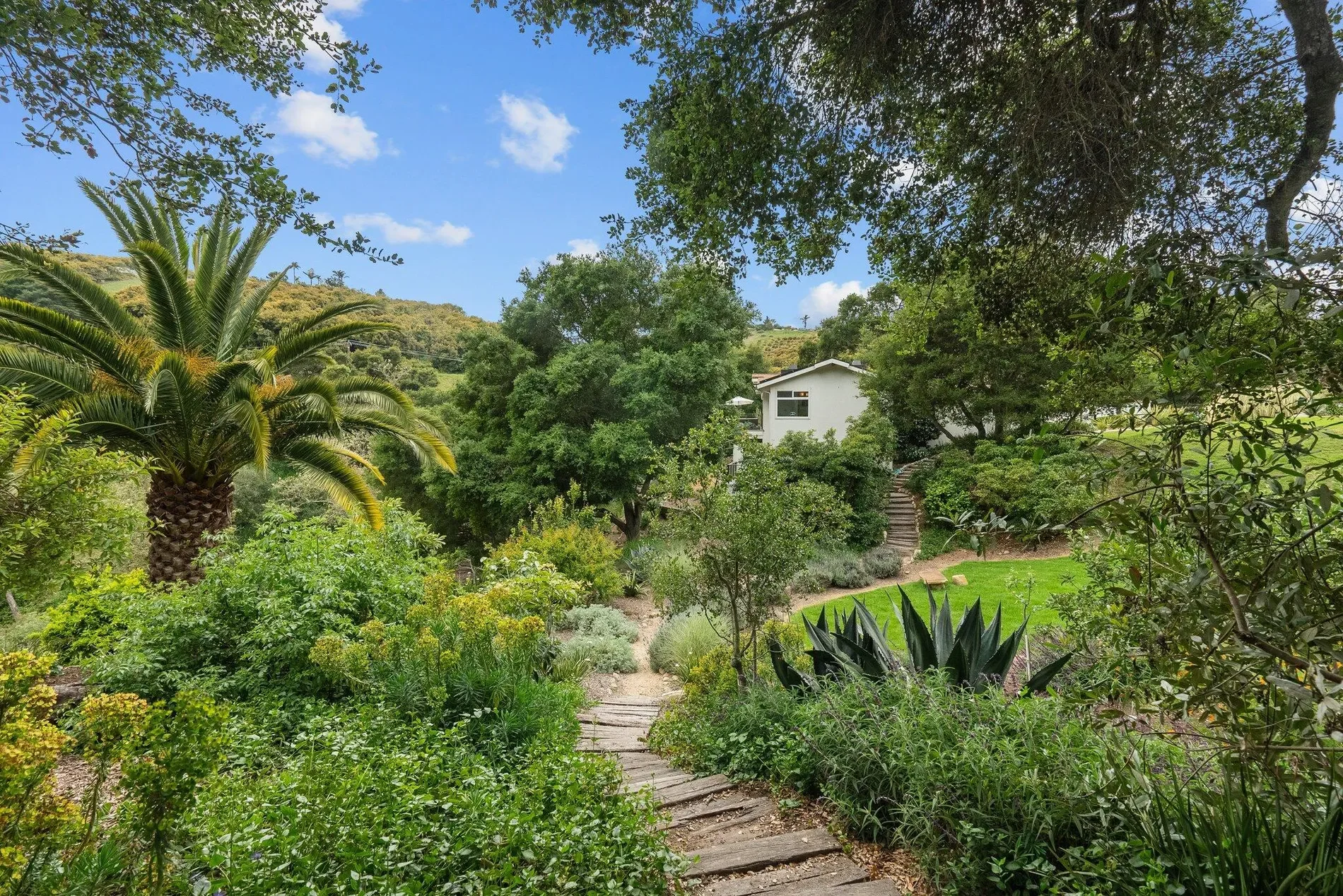 10697 Calle Quebrada, Goleta, California, United States. - Photo 36