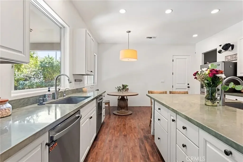 5150 Gloria Avenue, Los Angeles, California, United States. - Photo 4