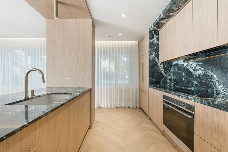 1 Av. Wood 105, Pointe-Claire, Quebec, Canada. - Photo 15