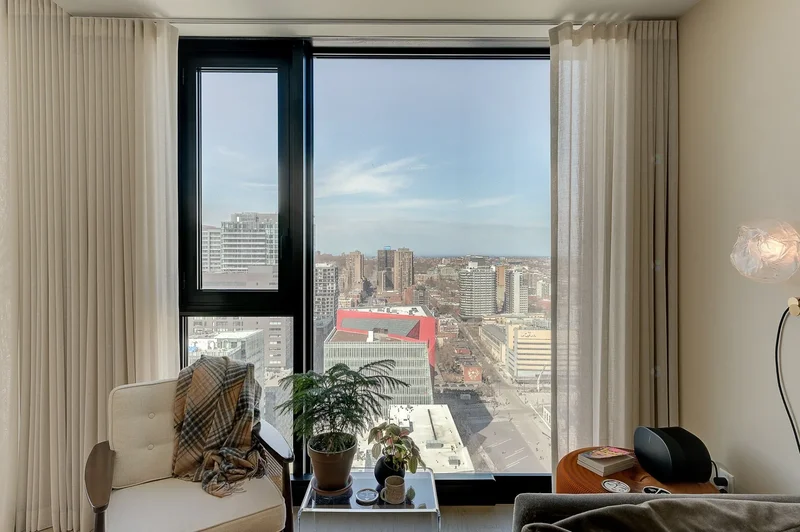 1245 Rue De Bleury 3214, Montréal, Quebec, Canada. - Photo 4