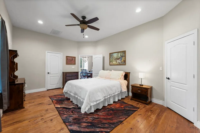 1250 S Pine Lake Road, Montgomery, TX 77316, Montgomery, Texas, United States. - Photo 20