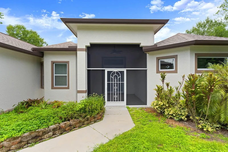 235 6th Street SE, Naples, FL 34117, Naples, Florida, United States. - Photo 19