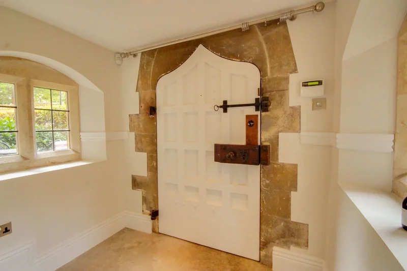 6 Grosvenor Hall Bolnore Road, Haywards Heath, RH16 4BX, Haywards Heath, England, United Kingdom. - Photo 28