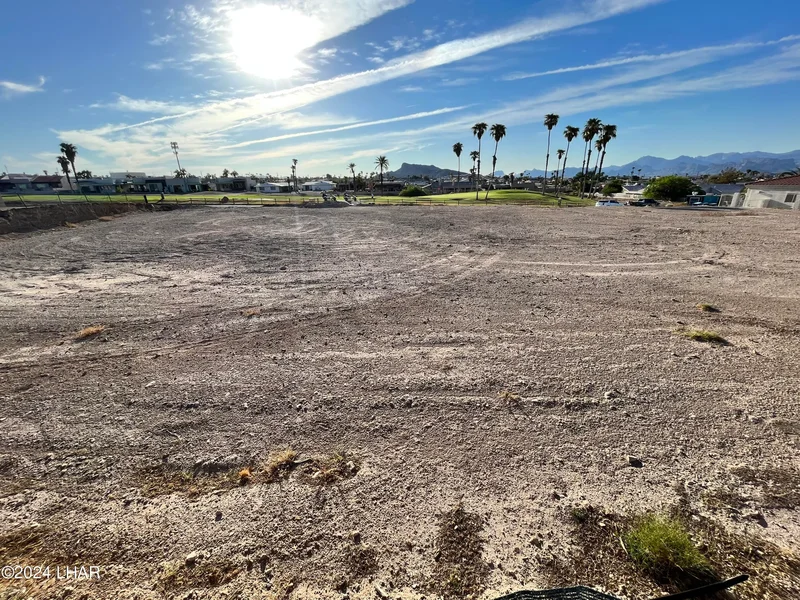 2571 Via Palma, Lake Havasu City, AZ 86406, Lake Havasu City, Arizona, United States. - Photo 21