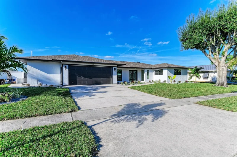 258 Tait Terrace SE, Port Charlotte, FL 33952, Port Charlotte, Florida, United States. - Photo 3
