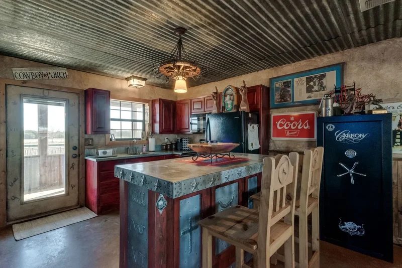 24860 N US Highway 281, Stephenville, TX 76401, Stephenville, Texas, United States. - Photo 36