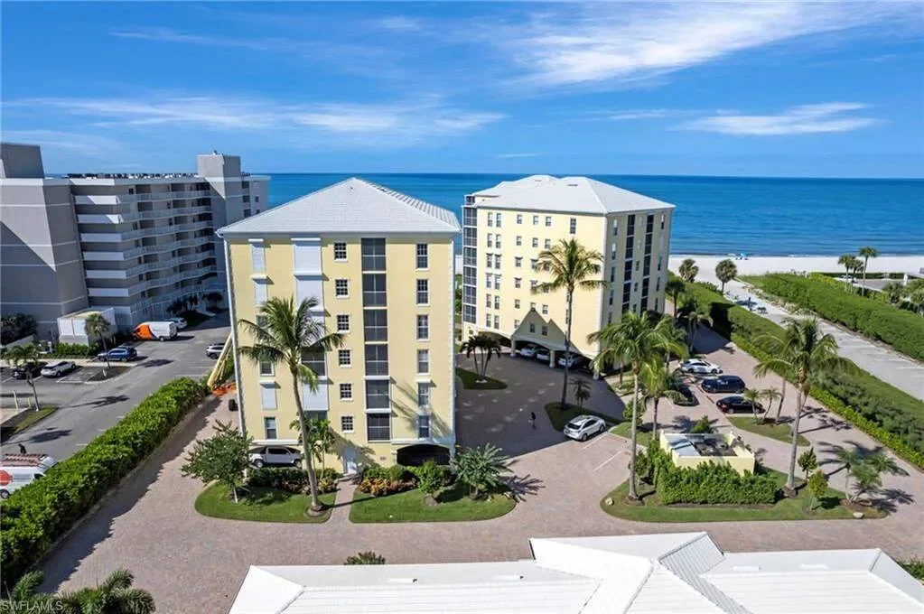 3483 Gulf Shore BLVD, #105, Naples, FL, 34103, USA, Naples, Florida, United States. - Photo 27