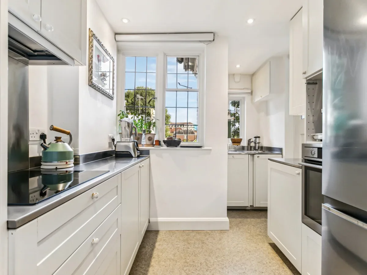 Friars Lane, London, TW9, Richmond, England, United Kingdom. - Hero Image