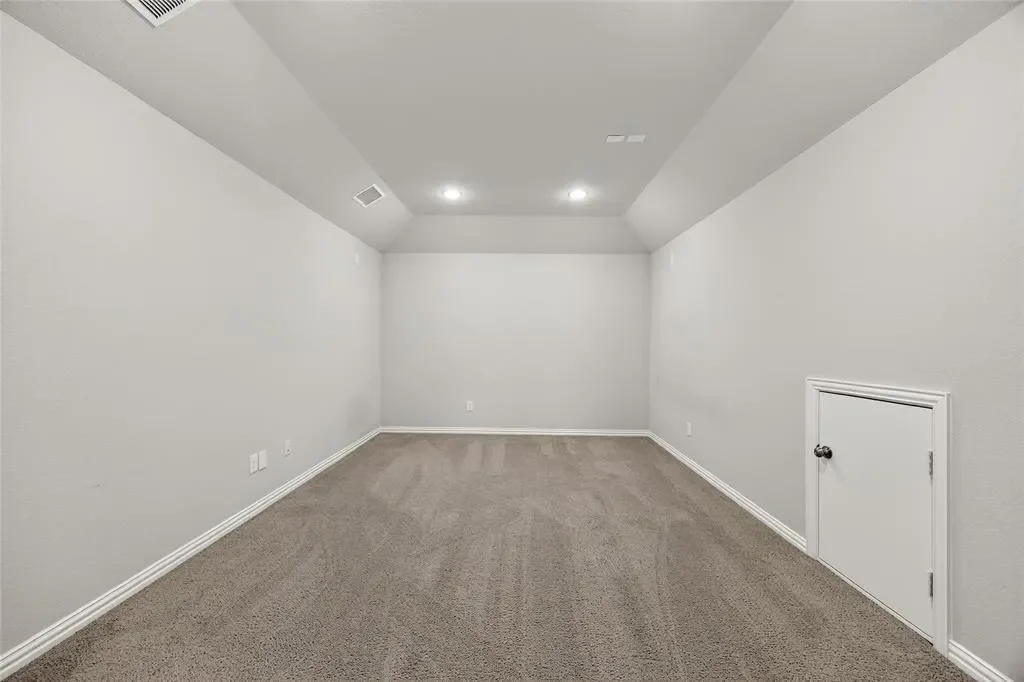 704 Corner Post Path, Prosper, Texas, United States. - Photo 27