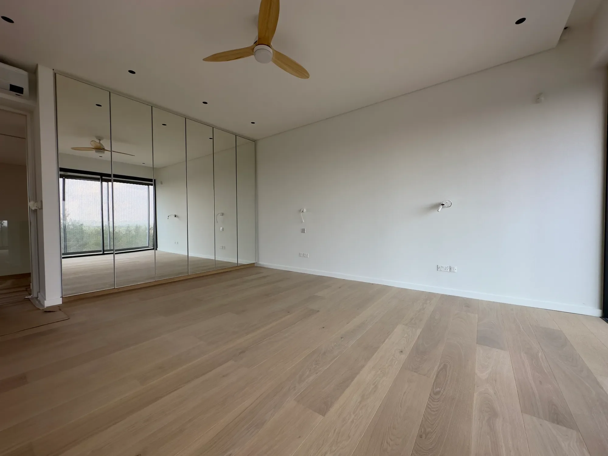 Gallery photo 3