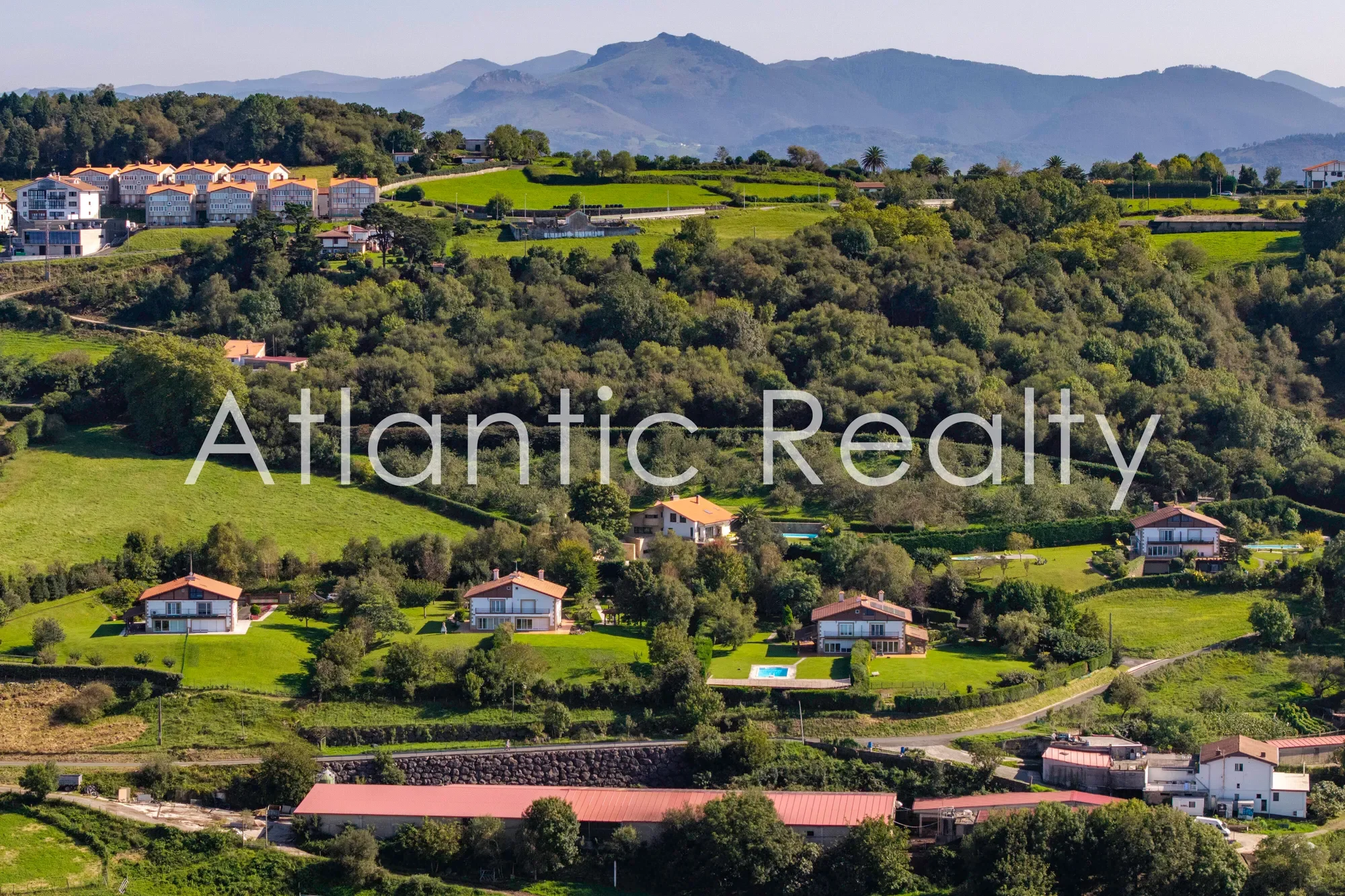  Elegant Luxury Villa in Igeldo with Privacy and Panoramic Views