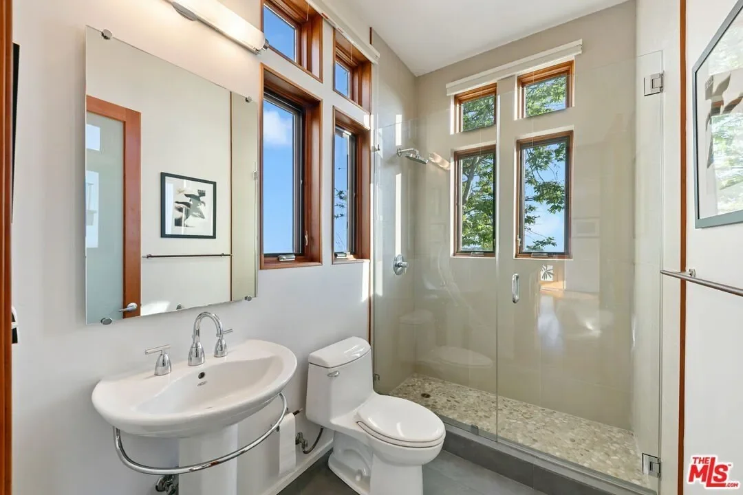 301 Loma Metisse Rd, Malibu, CA, 90265, USA, Malibu, California, United States. - Photo 35