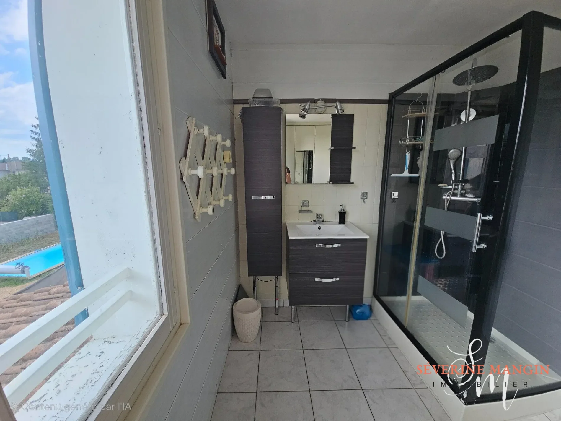 Gallery photo 3