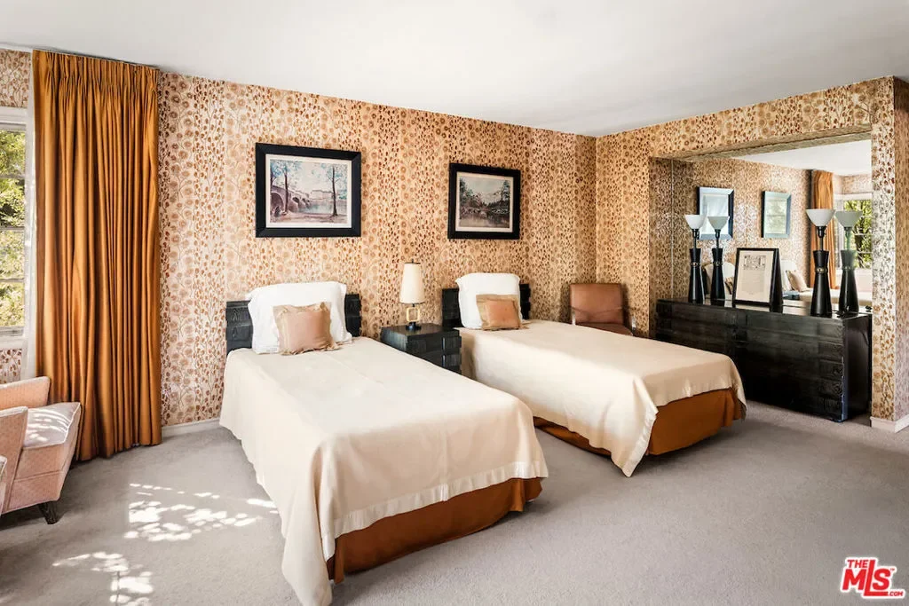 10934 Bellagio Road, Los Angeles, California, United States. - Photo 39