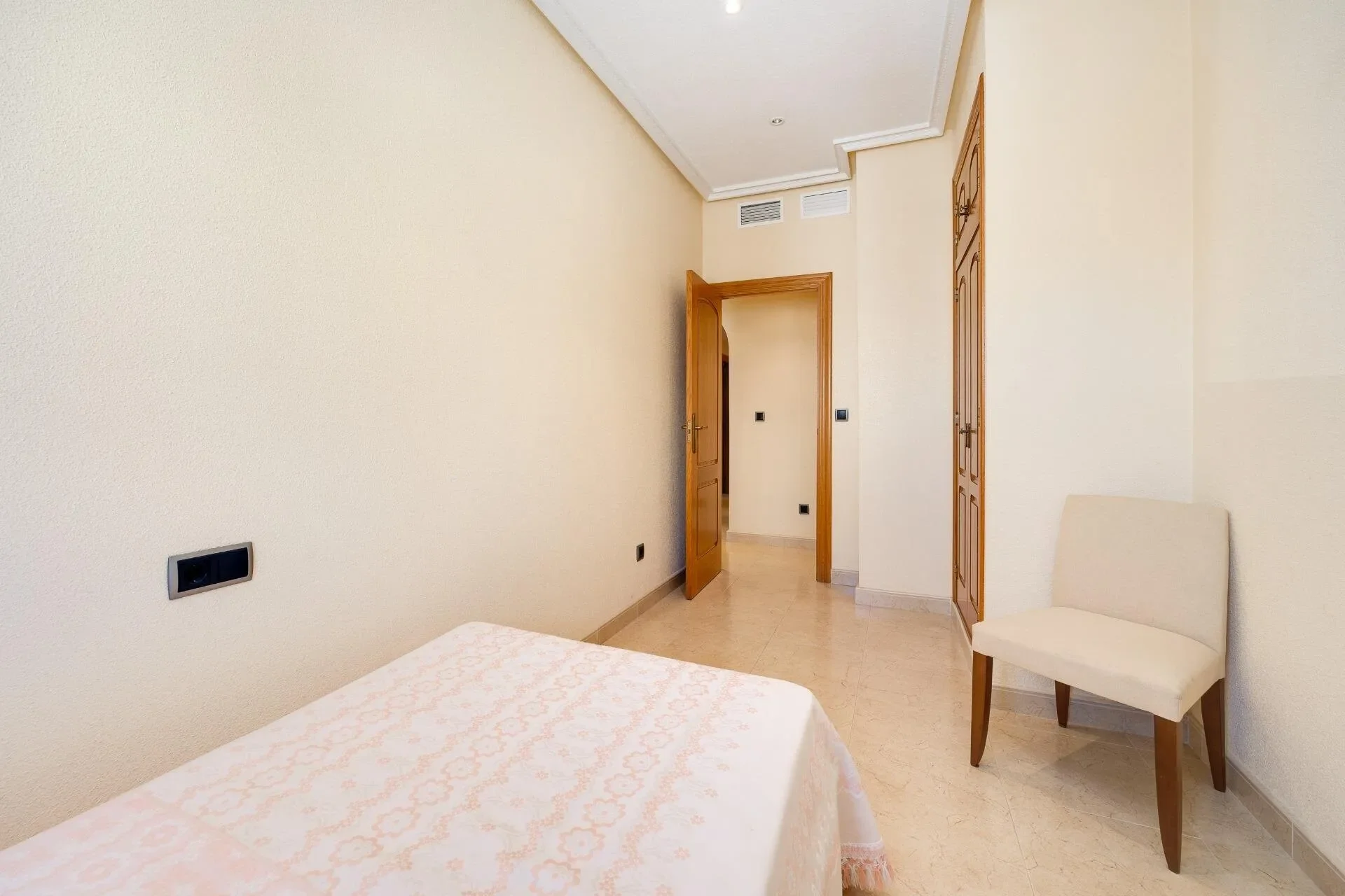 Torrevieja, Alicante, Torrevieja, Torrevieja, Valencian Community, Spain. - Photo 19