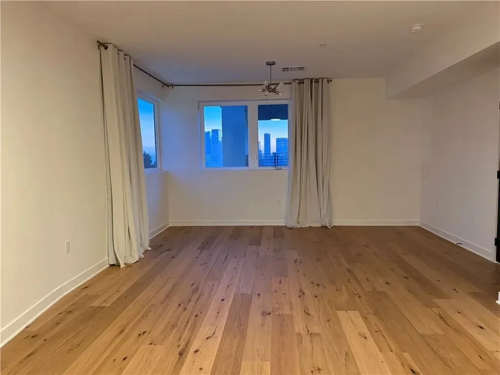 Gallery photo 2
