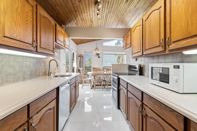 9983 Okanagan Centre Road W, Lake Country, BC, CANADA, Lake Country, British Columbia, Canada. - Photo 10