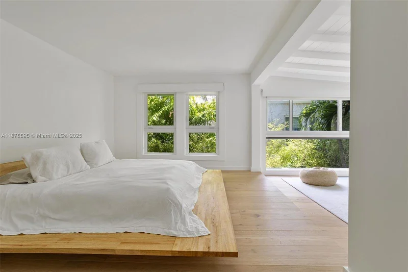 4286 S Douglas Rd, Miami, Florida, United States. - Photo 20