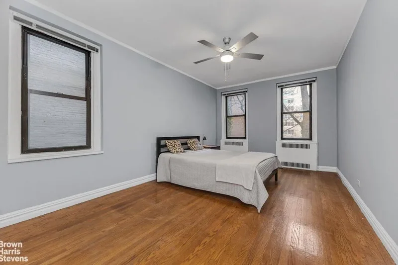 EAST 77TH STREET, New York, New York, United States. - Photo 4