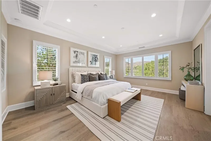 100 Viano, Irvine, CA 92602, Irvine, California, United States. - Photo 27