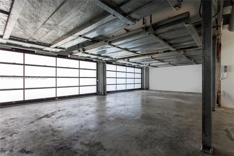 250 W San Marino Dr, Miami Beach, Florida, United States. - Photo 11