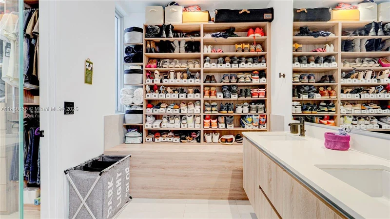 545 SW 11th St 105, Miami, Florida, United States. - Photo 31