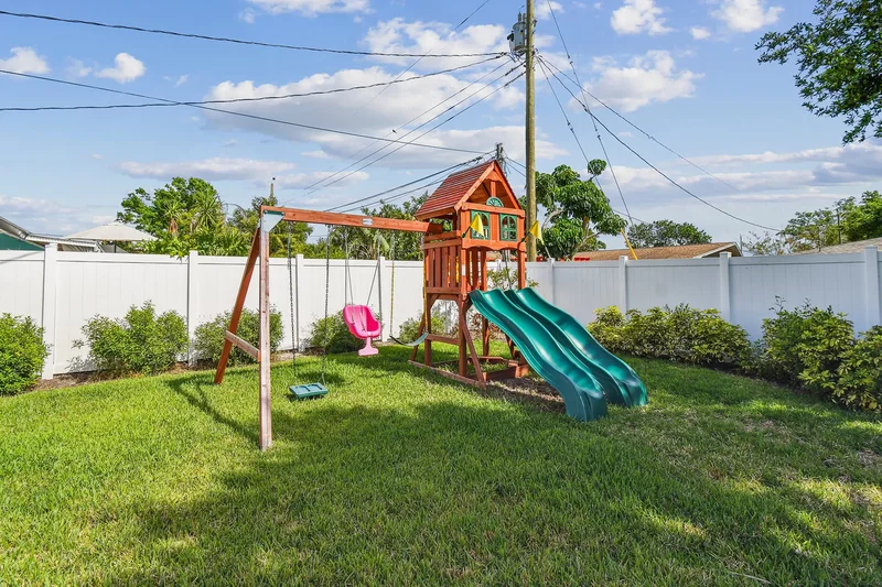 2744 68th Avenue S, St Petersburg, FL 33712, St. Petersburg, Florida, United States. - Photo 18