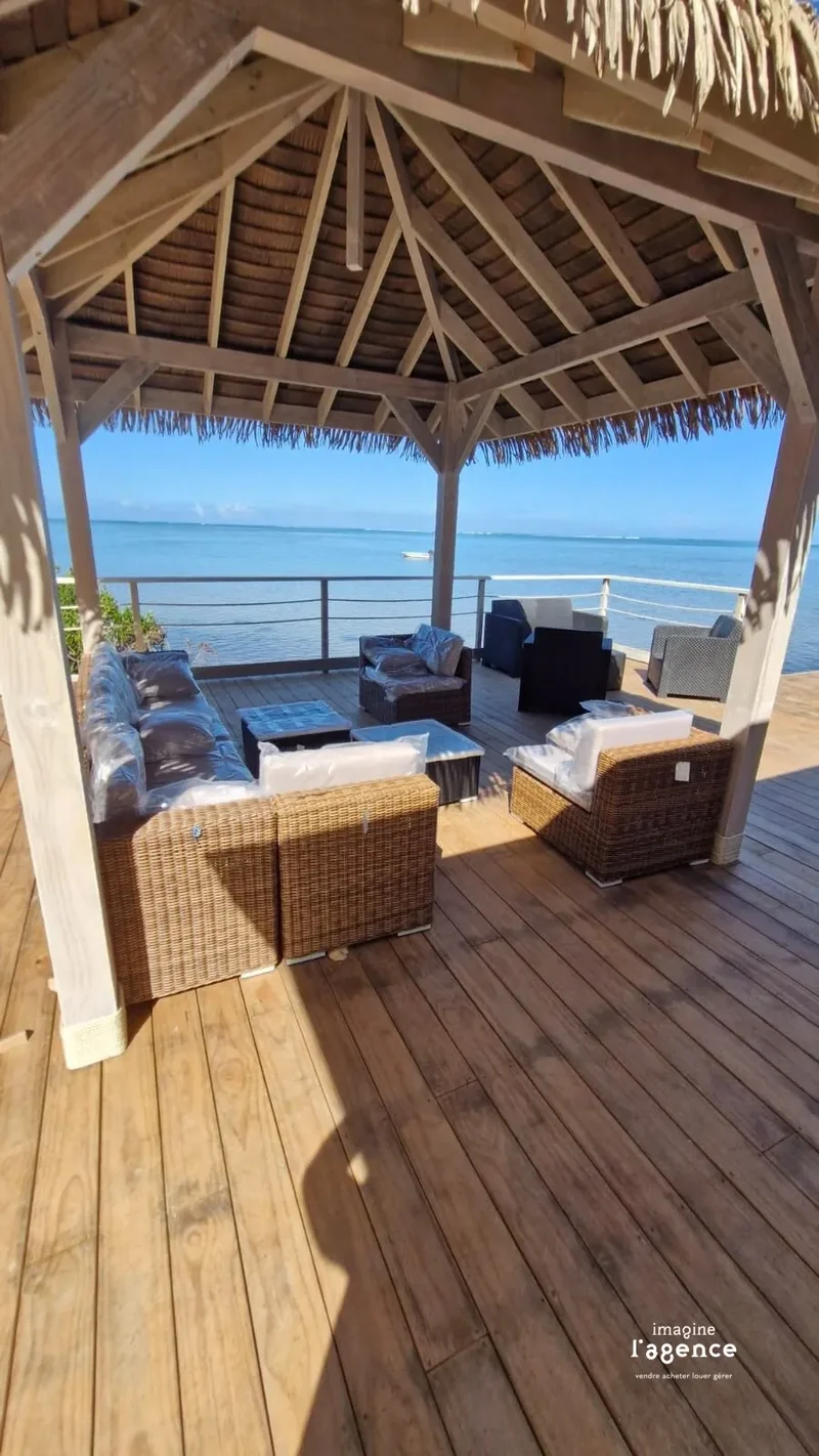 Haapiti, Haapiti, Moorea-Maiao, Windward Islands, French Polynesia. - Photo 4