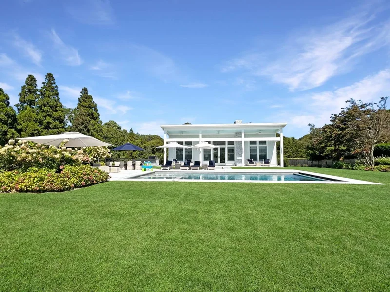 55 Peconic Avenue, Shelter Island Heights, New York, United States. - Photo 29