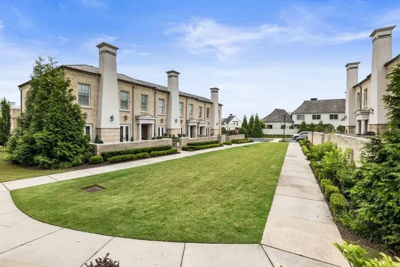 132 Grand Crescent, Alpharetta, Georgia, United States. - Photo 16